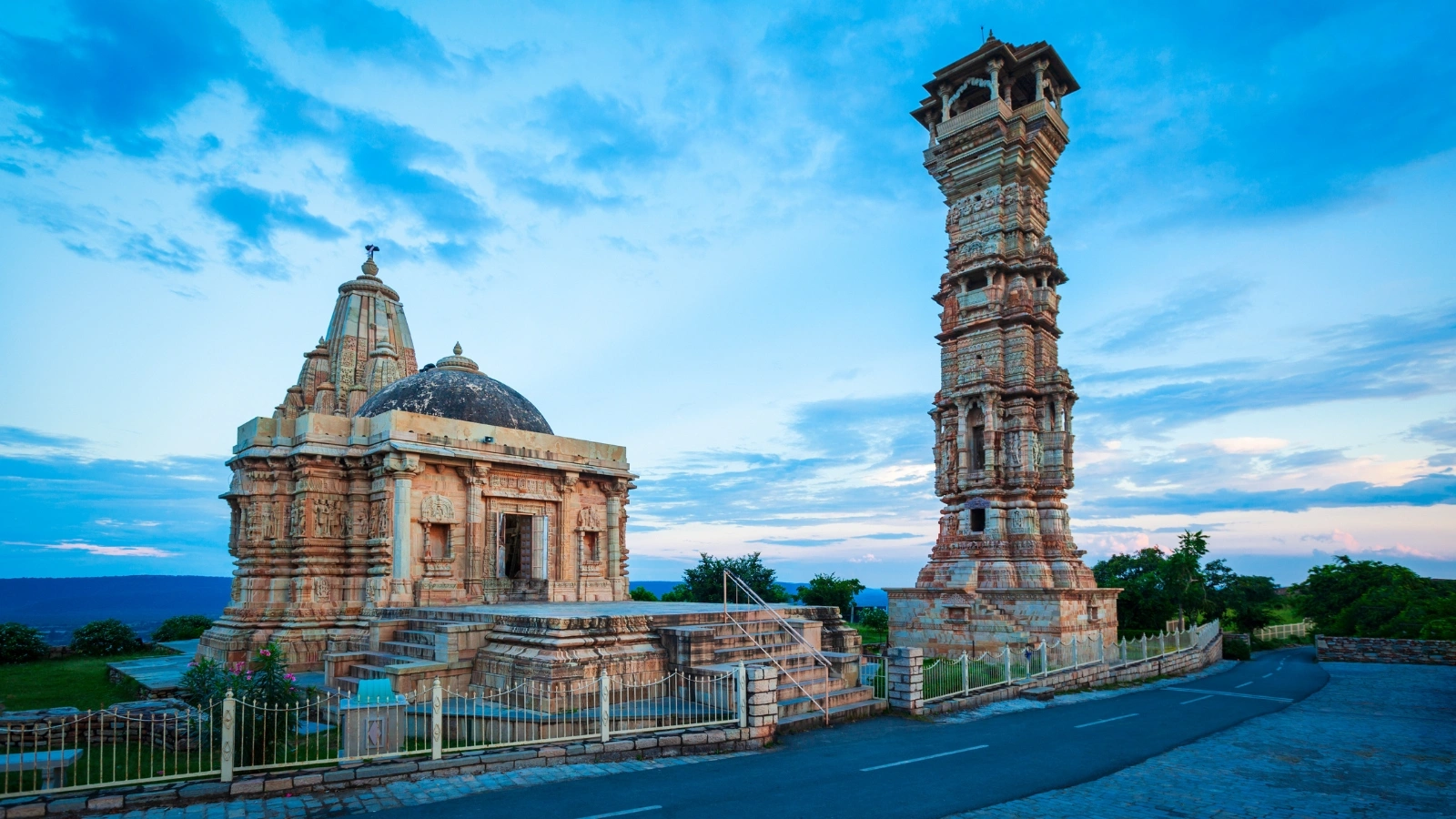 kirti stambh | jaipur to kota taxi