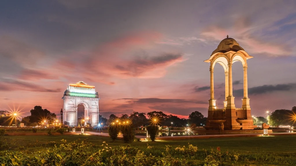 India Gate haridwar to delhi taxi service