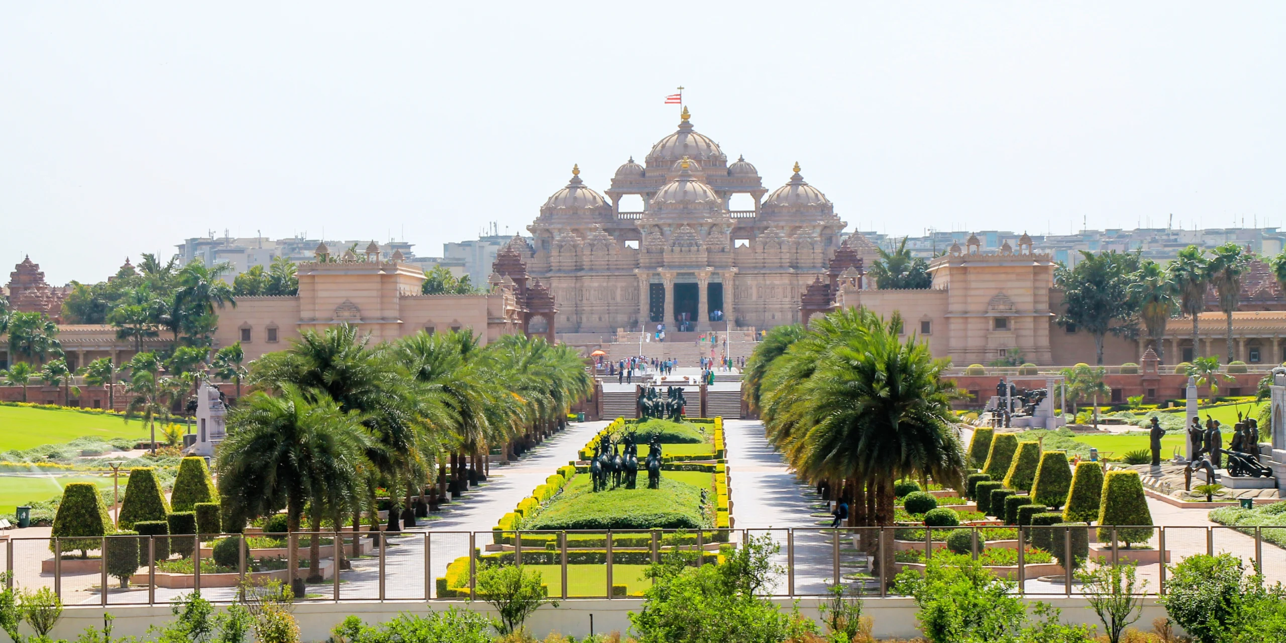 Jaipur to Delhi taxi service