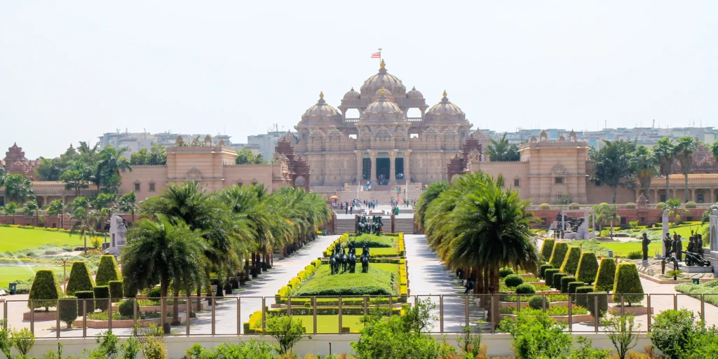 best travel agency in india