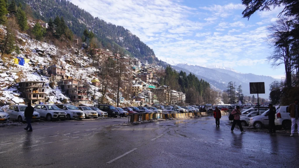 manali city view